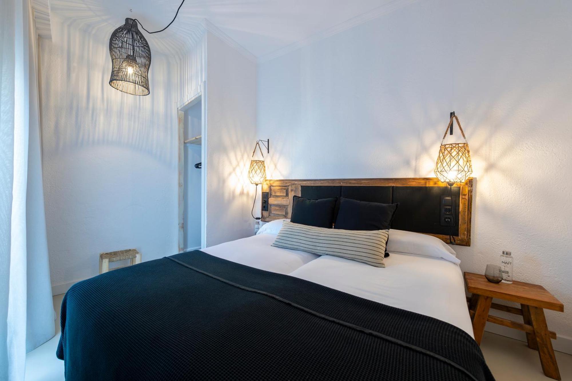Hostal Boutique Es Menut Tossa de Mar Eksteriør bilde