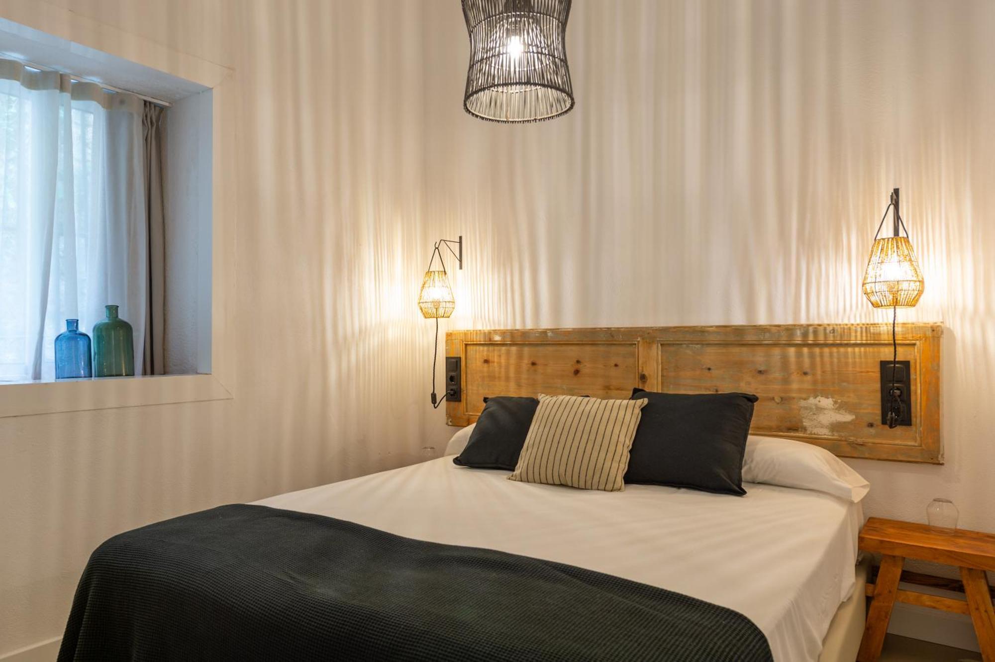 Hostal Boutique Es Menut Tossa de Mar Eksteriør bilde
